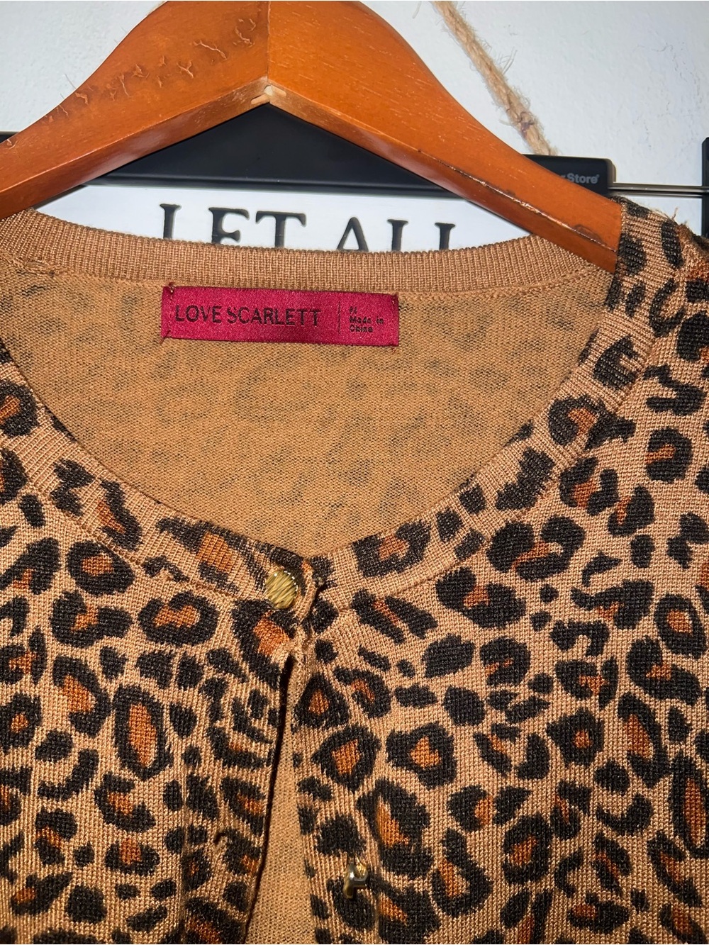 LOVE, SCARLETT Leopard Print Cardigan in Brown and Black - Picture 2 of 2